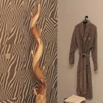 Zen Your Life Hotel 3*